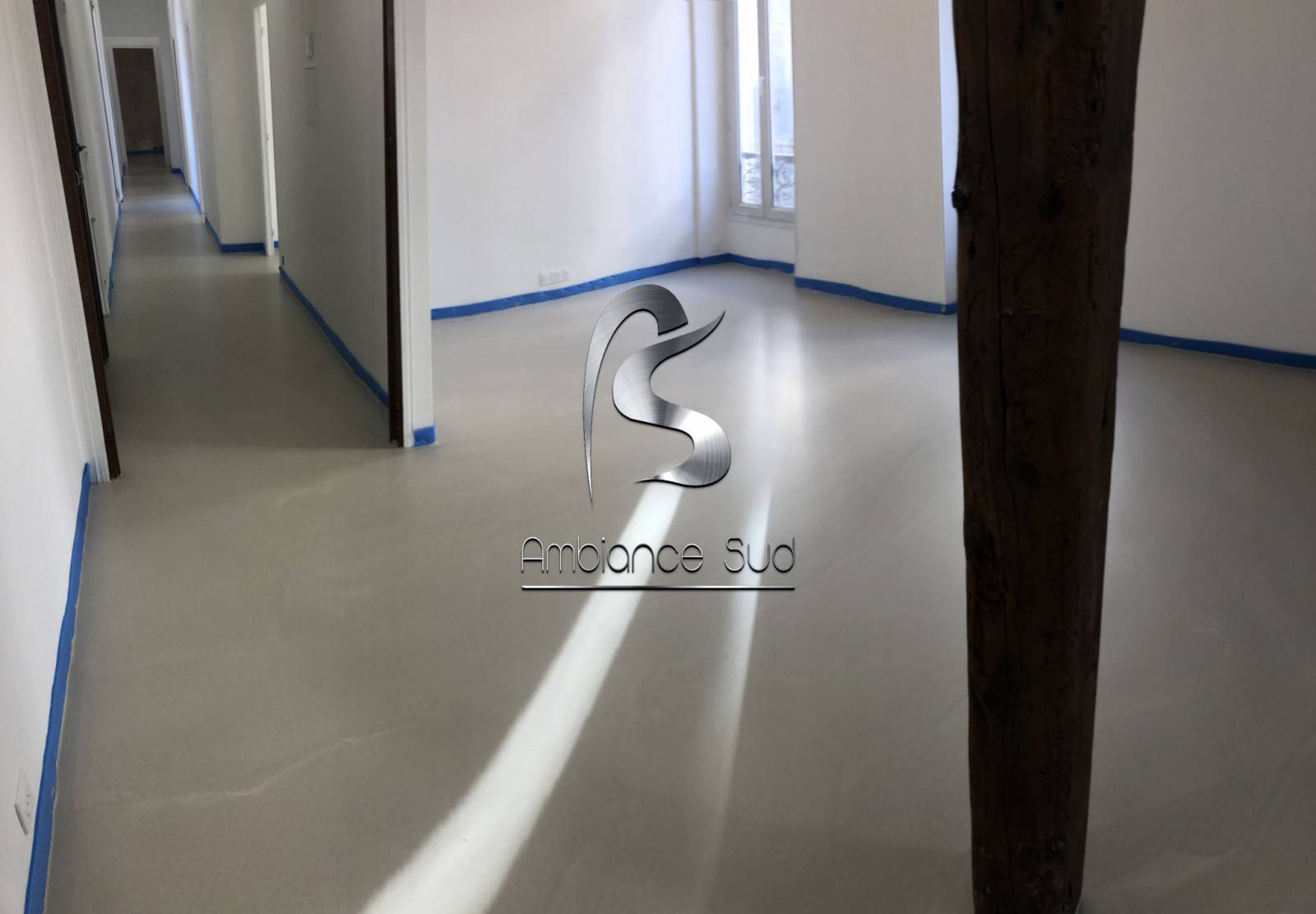 Sol en béton cire coulé industriel 