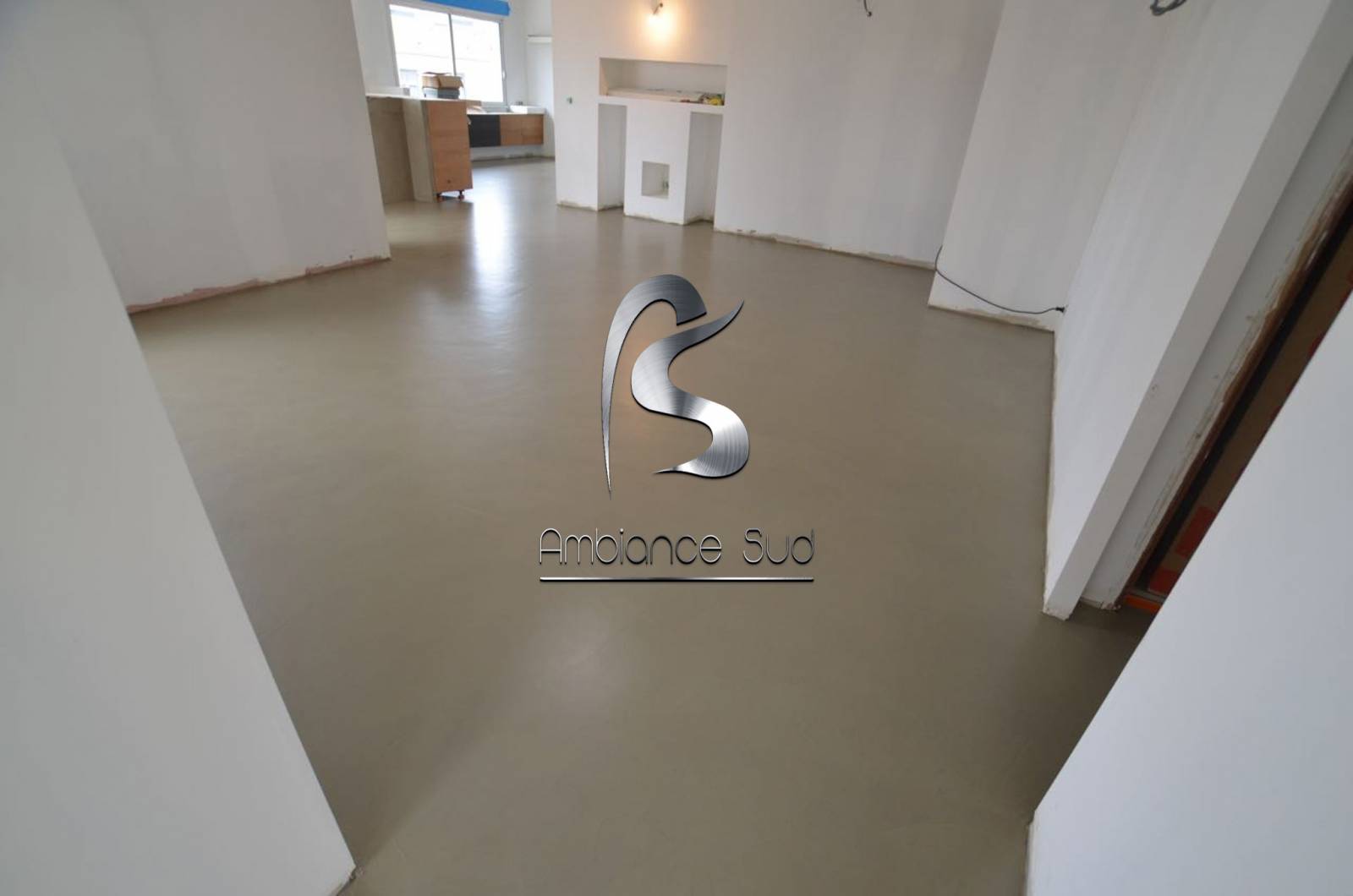 SOL EN BETON CIRE TALOCHE BEIGE A MANOSQUE