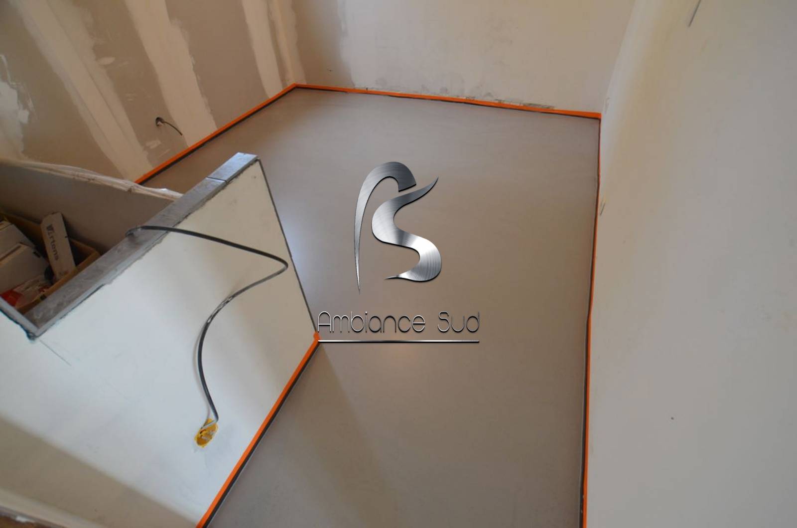 SOL EN COUCHE D'USURE TEINTE A BOUC BEL AIR