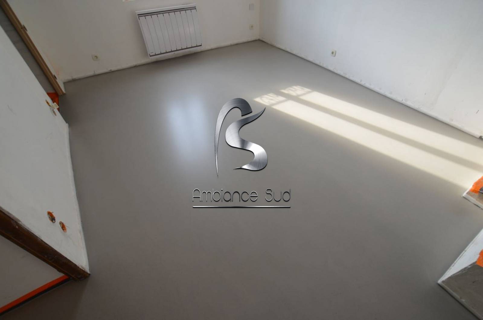 SOL EN COUCHE D'USURE TEINTE A BOUC BEL AIR