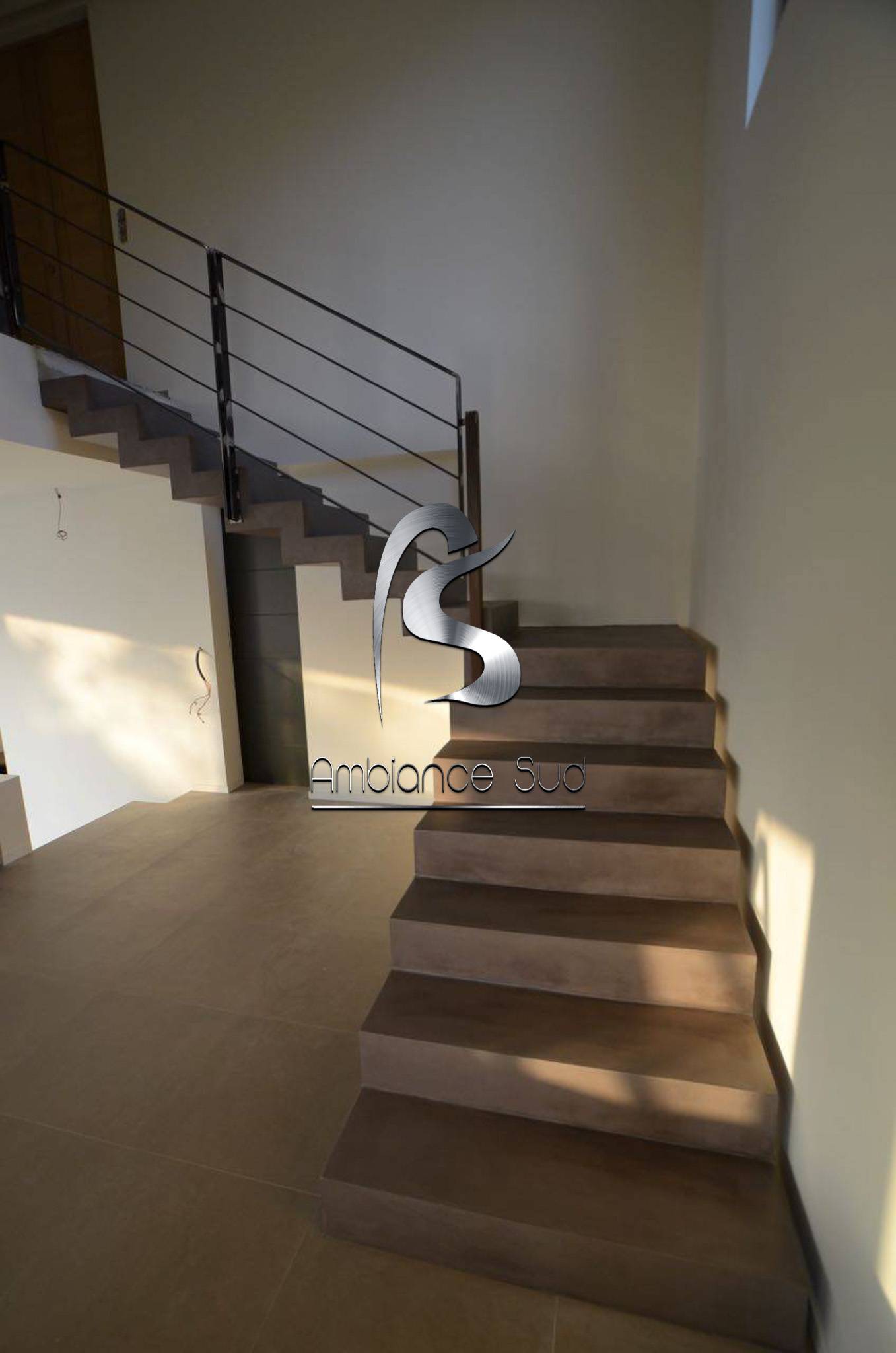 ESCALIER EN BETON CIRE TALOCHE