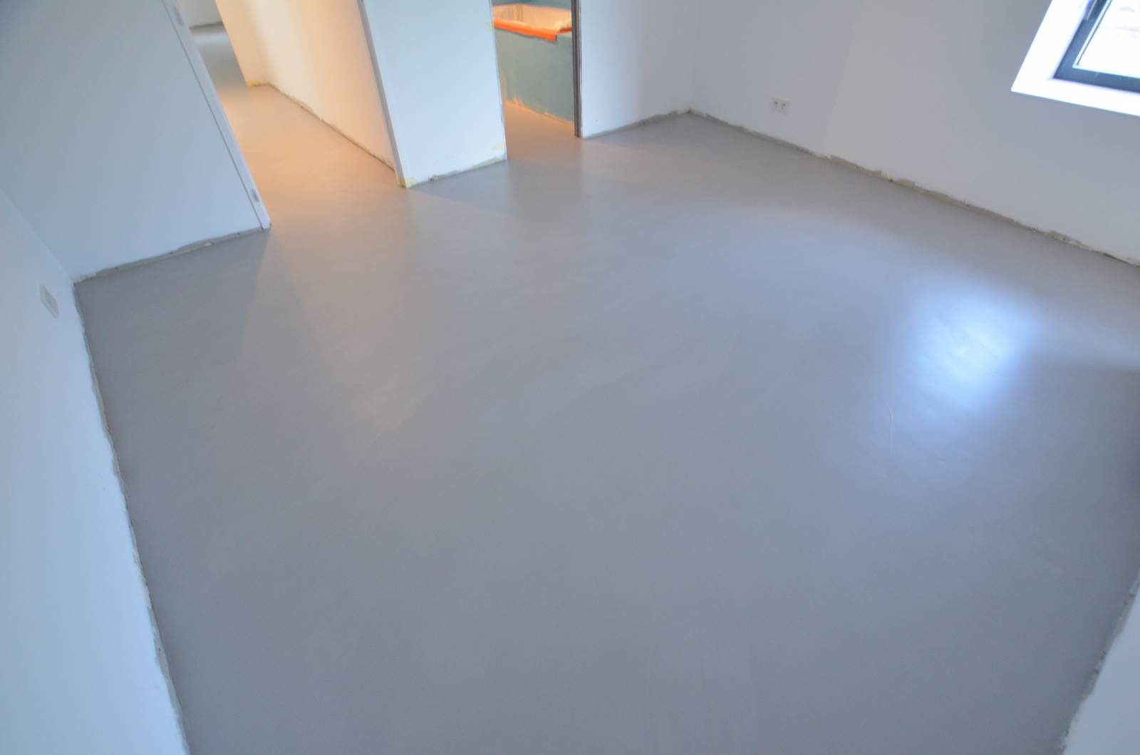 Sol en béton ciré pour chambre d'enfant à Toulon Var 83