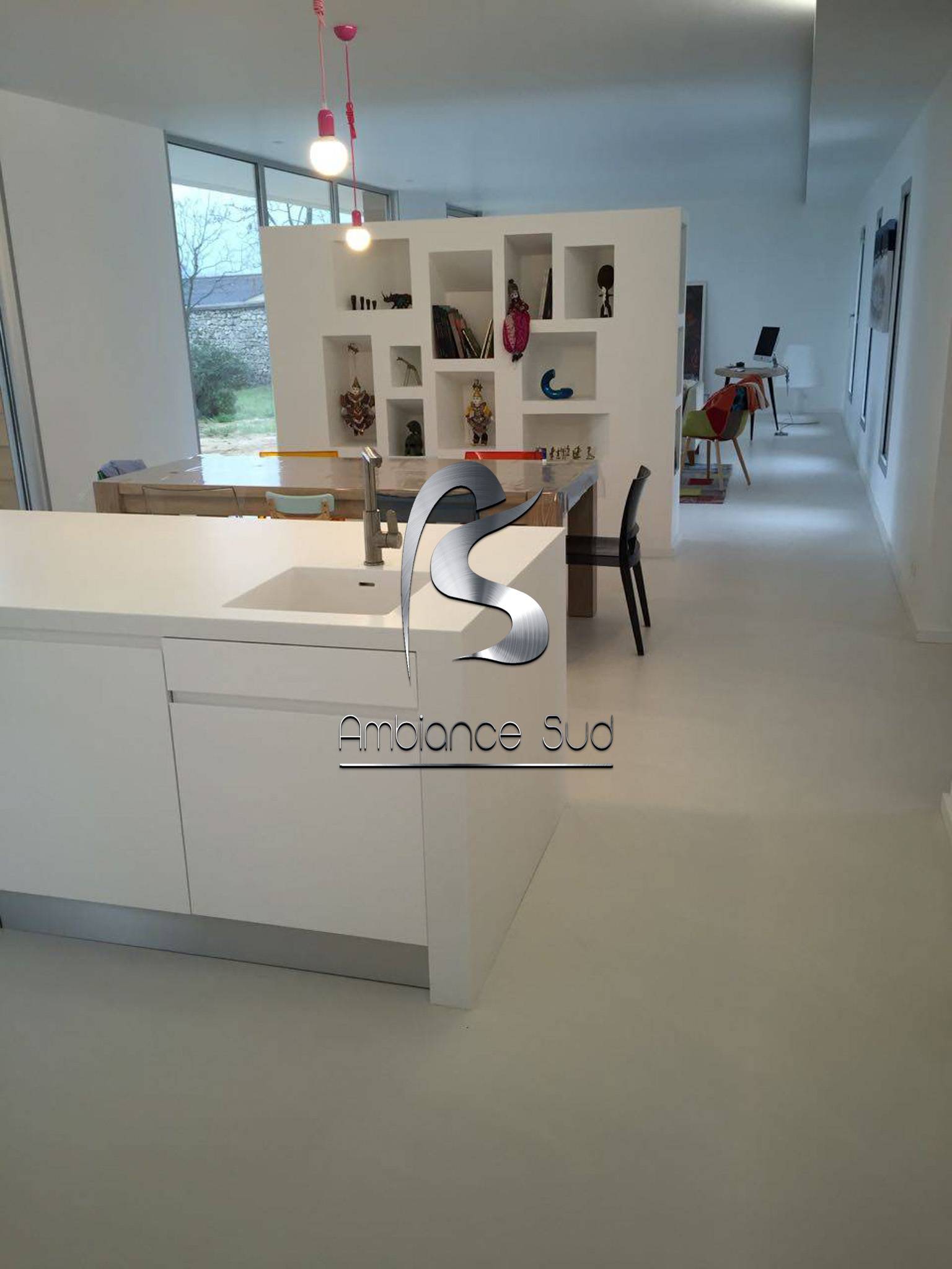 SOL EN BETON CIRE COULE SUR ALES 30 DANS LE GARD