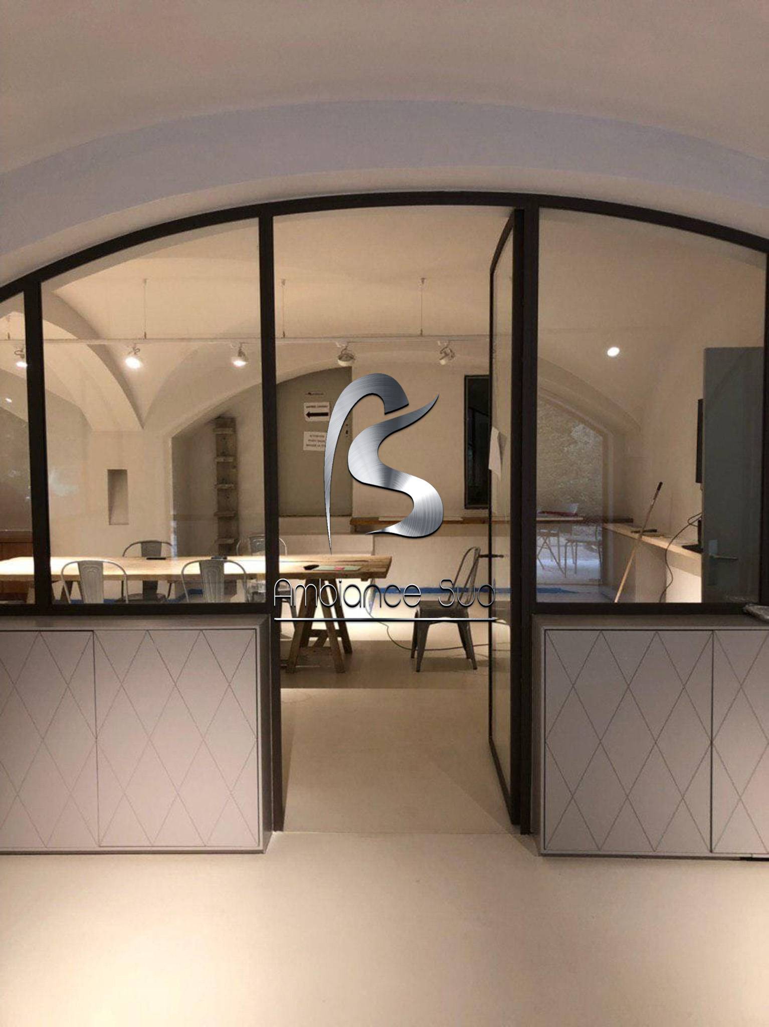 SOL EN BETON CIRE COULE A BANDOL DANS LE VAR 83