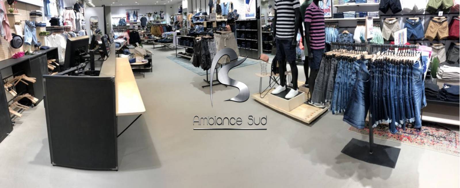 SOL DECORATIF EN BETON COULE SUR ANTIBES COTE D'AZUR