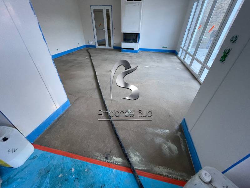 Bien préparer votre support pour réaliser un sol en béton ciré coulé à Toulon dans le Var 83